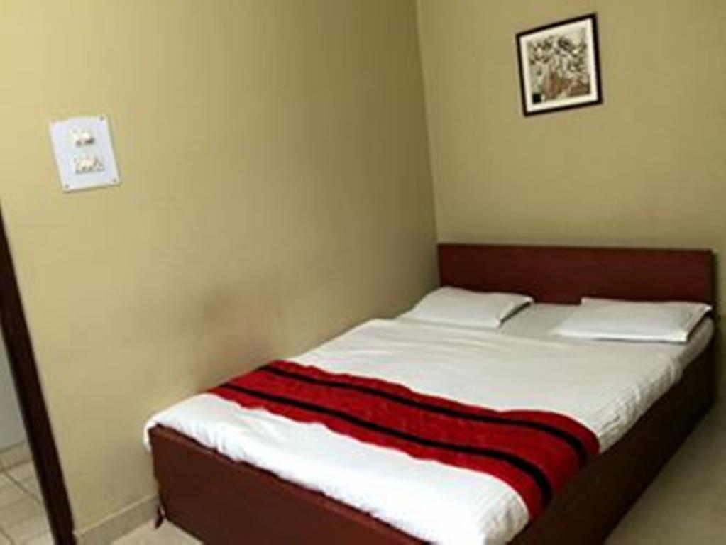 Breeze Hotel Siliguri Bagian luar foto