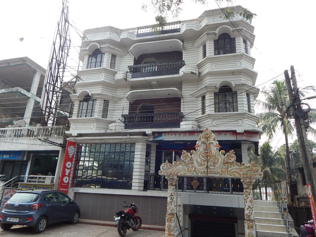Breeze Hotel Siliguri Bagian luar foto