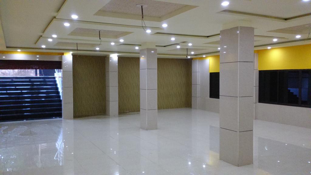 Breeze Hotel Siliguri Bagian luar foto