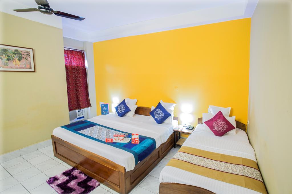 Breeze Hotel Siliguri Bagian luar foto