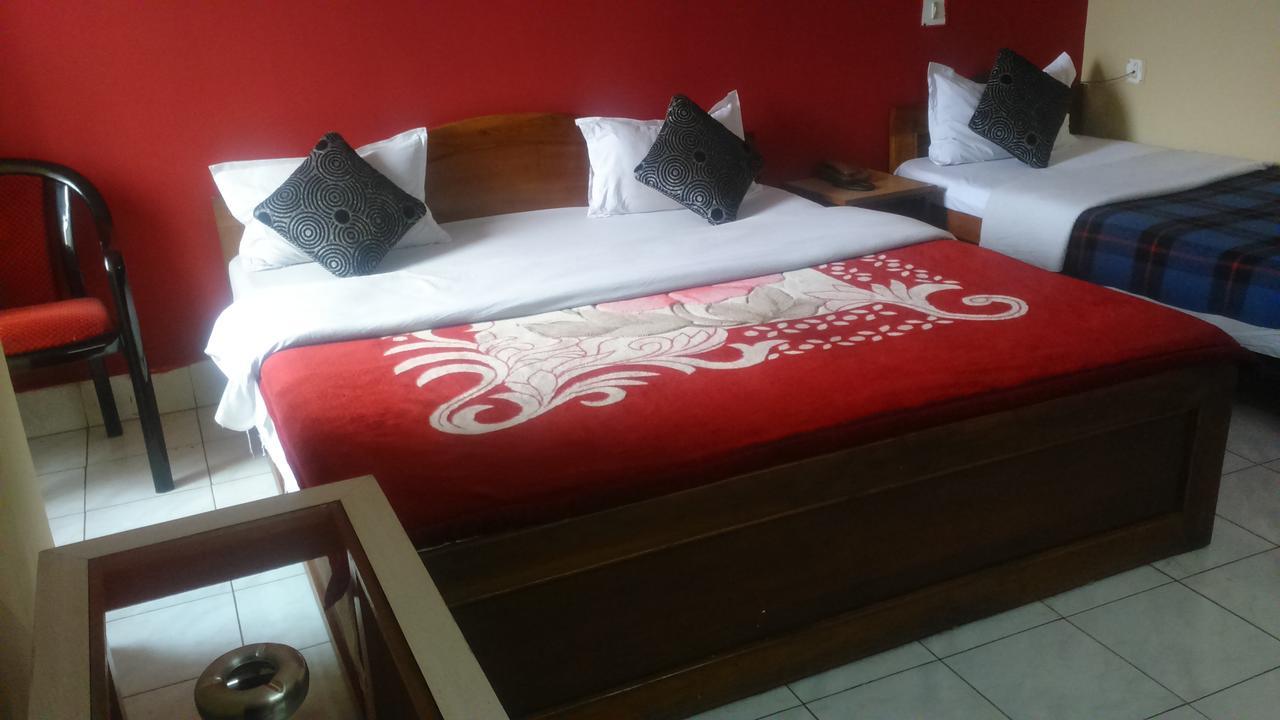 Breeze Hotel Siliguri Bagian luar foto