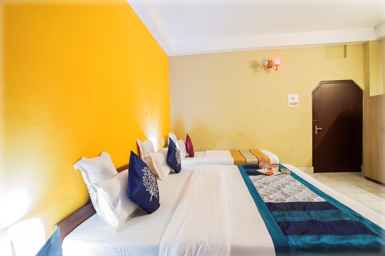 Breeze Hotel Siliguri Bagian luar foto