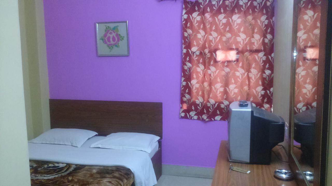 Breeze Hotel Siliguri Bagian luar foto