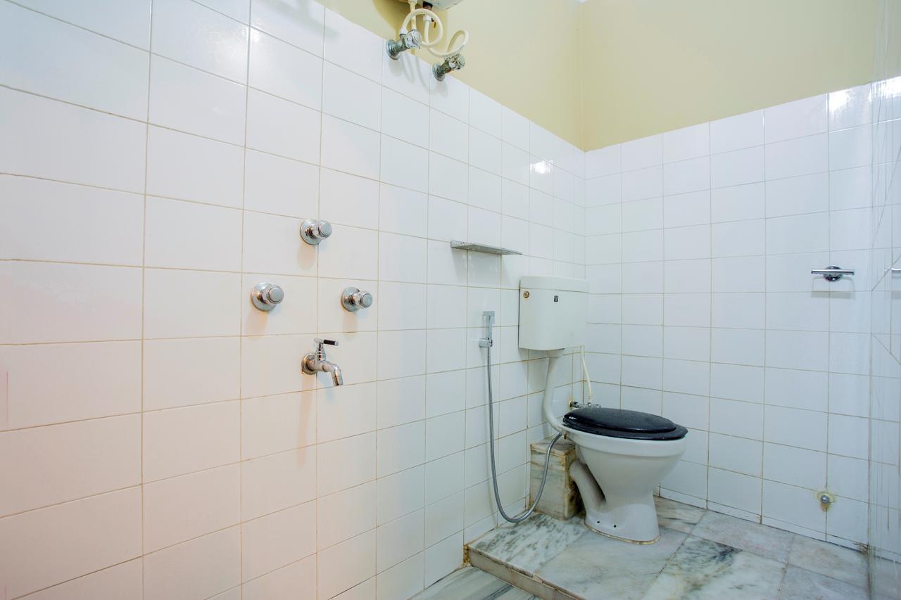Breeze Hotel Siliguri Bagian luar foto