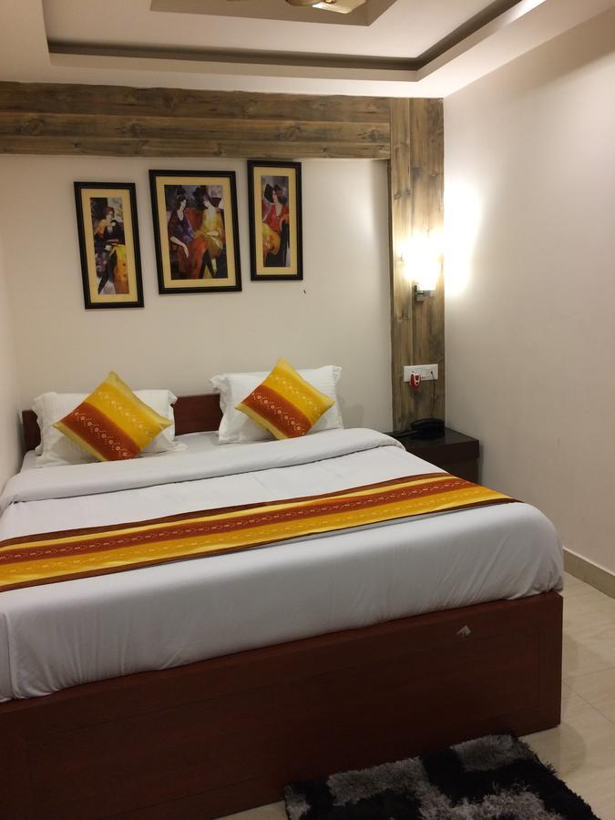 Breeze Hotel Siliguri Bagian luar foto