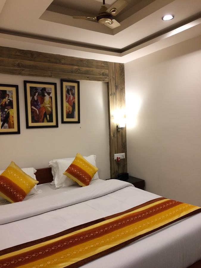Breeze Hotel Siliguri Bagian luar foto